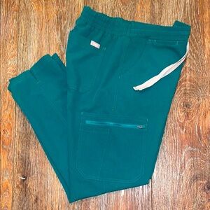 Figs Women’s Technical Collection Cargo Scrub Pants Size S/P